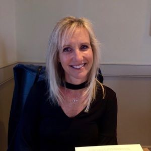 Meet your Posher, Karen